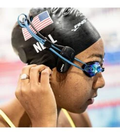 FINIS Amnis Stream Headphones -Splash Essentials 5678022426792 black 3a