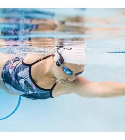 FINIS Amnis Stream Headphones -Splash Essentials 5678022426792 black 4a