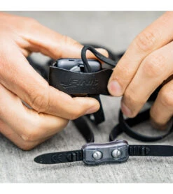 FINIS Amnis Stream Headphones -Splash Essentials 5678022426792 black 6a