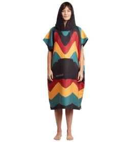 Nomadix Melt Kingston Changing Poncho -Splash Essentials 6935471259816 multi 4a